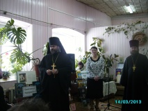 Выступает  благочинный Гагаринского округа игумен Александр (Карпиков), благочинный Смоленского горо